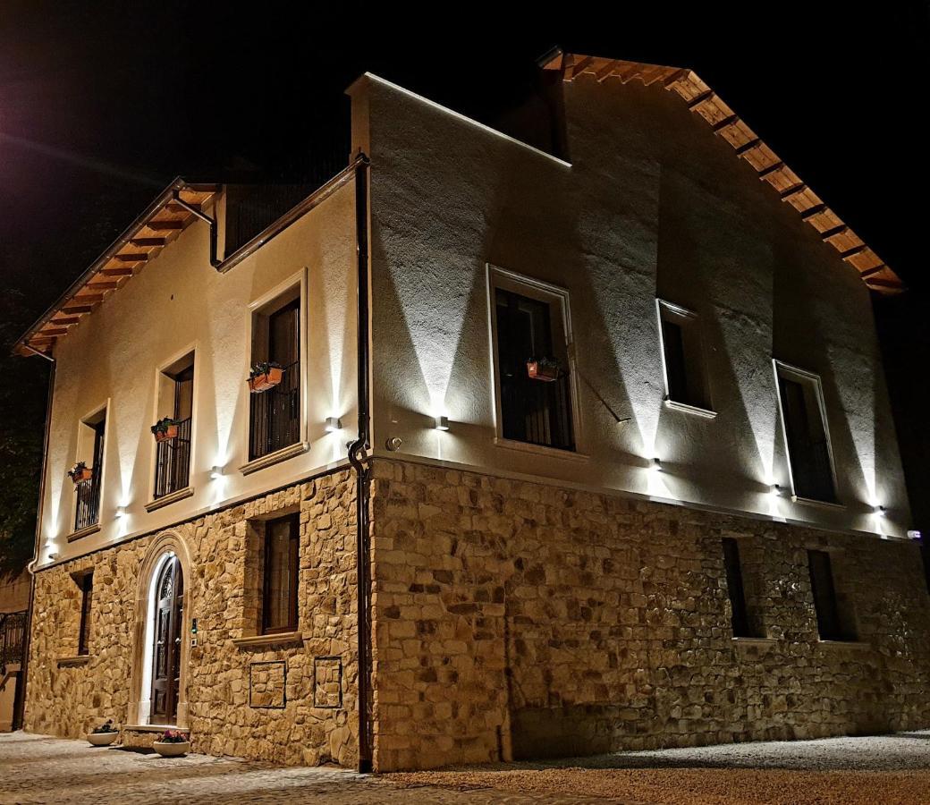 Hotel DESTASU' Bed&Wellness Castel del Monte  Zewnętrze zdjęcie